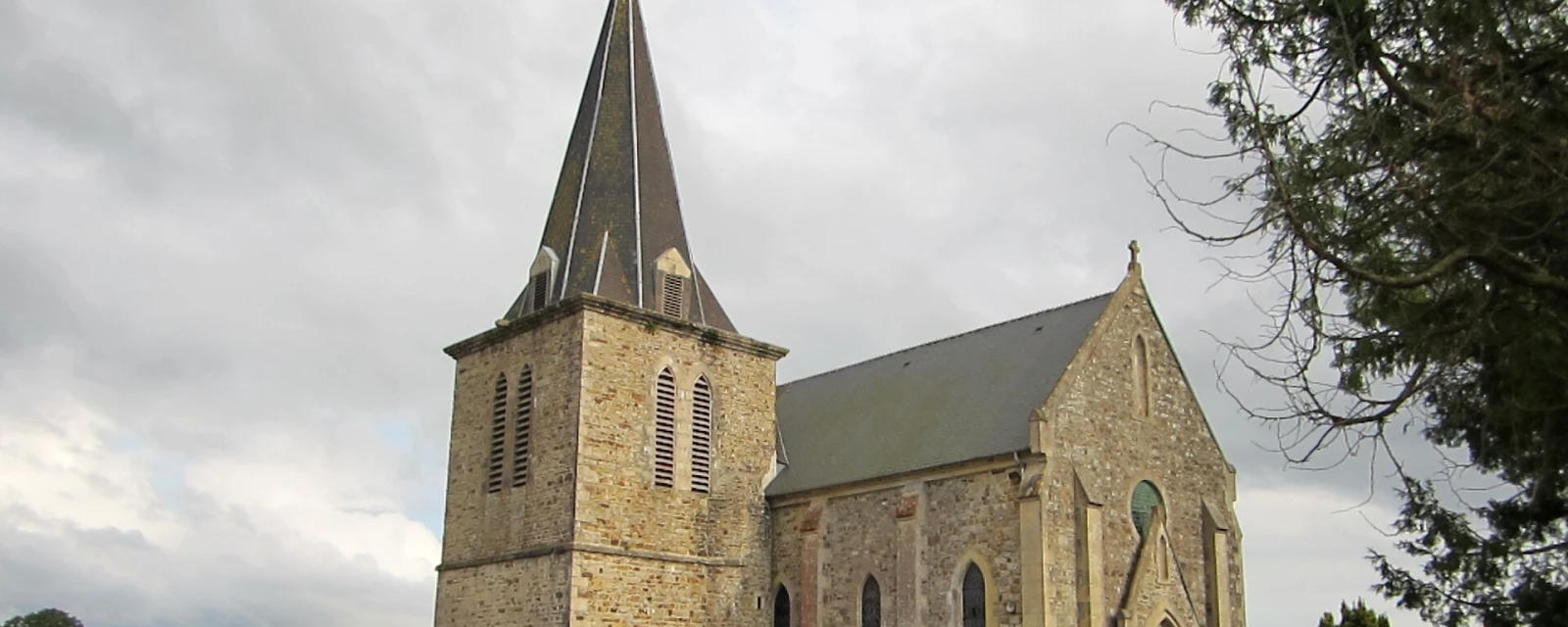 Vue de Saint-Pierre-d'Arthéglise, Manche