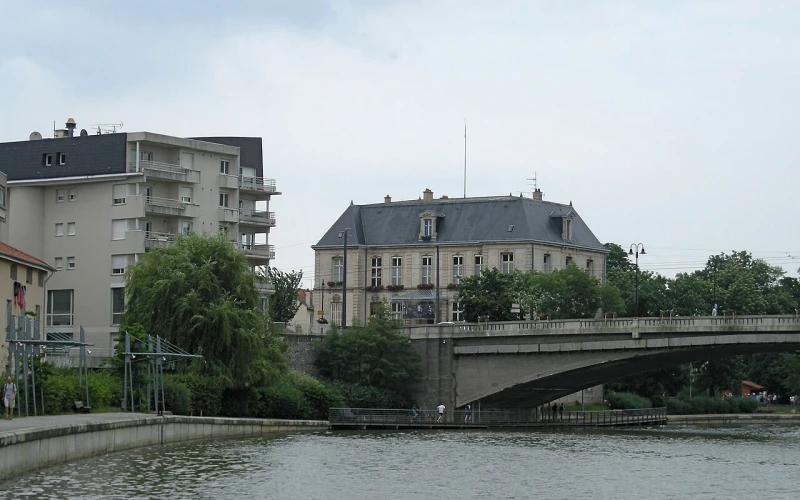 Saint-Max