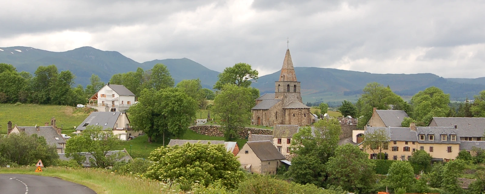 Vue de Saint-Victor-la-Rivière, Puy-de-Dôme