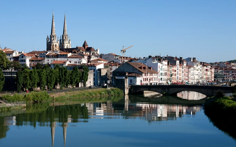 Bayonne