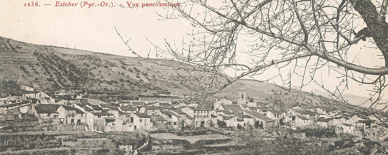 Vue de Estoher, Pyrénées-Orientales
