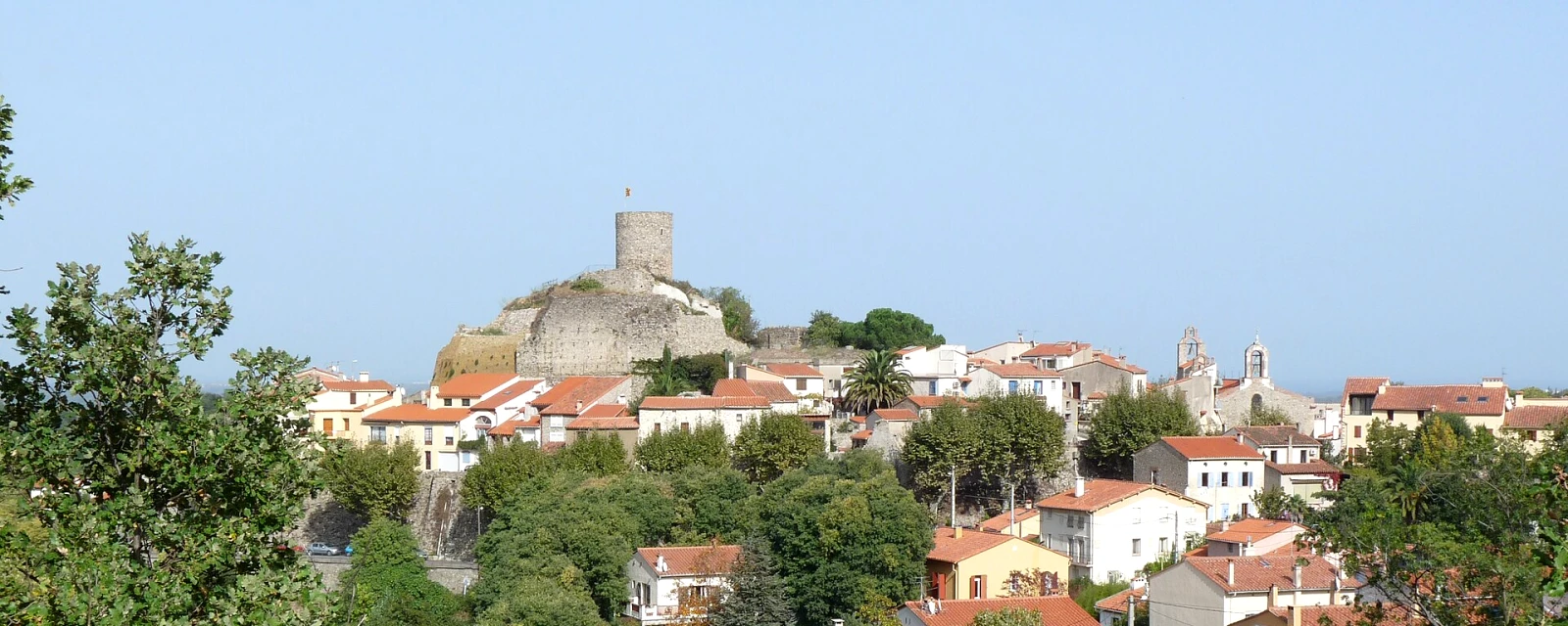 Vue de Laroque-des-Albères, Pyrénées-Orientales