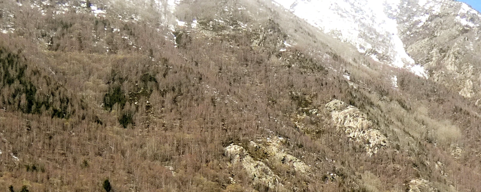 Vue de Porta, Pyrénées-Orientales