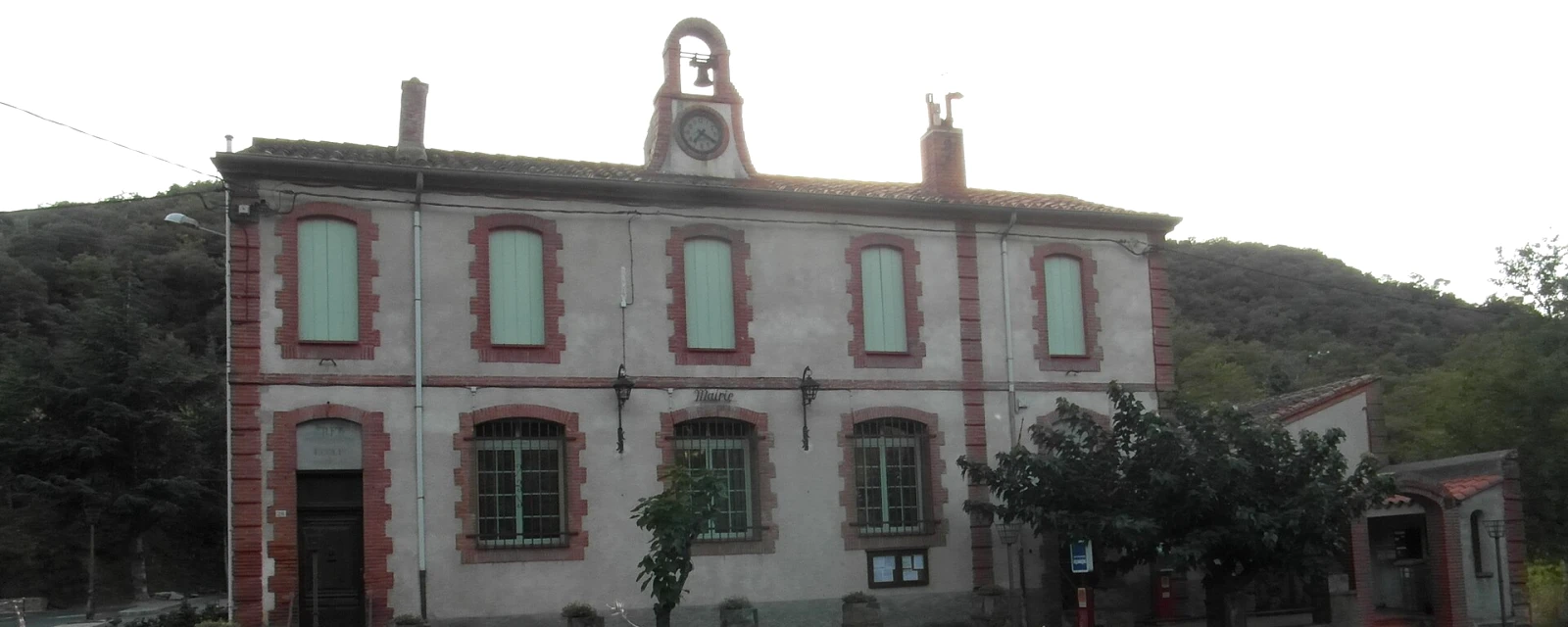 Vue de Saint-Michel-de-Llotes, Pyrénées-Orientales