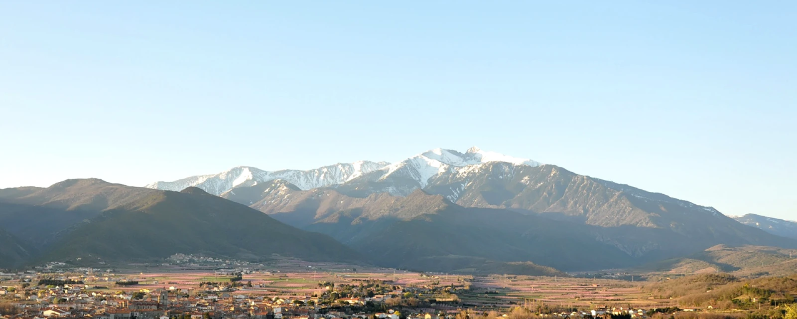 Vue de Vinça, Pyrénées-Orientales