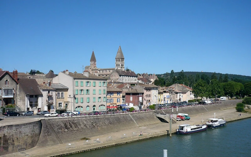 Tournus