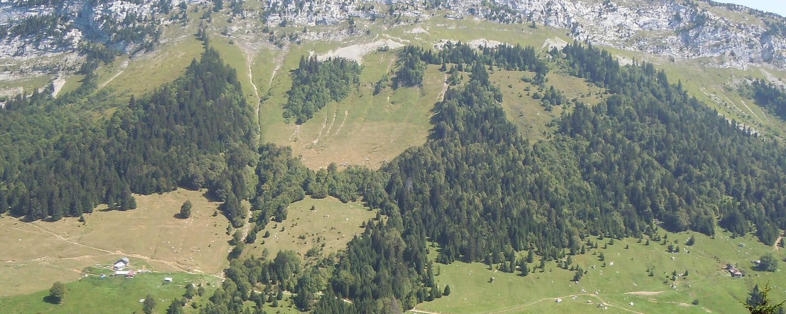 Vue de Bellecombe-en-Bauges, Savoie