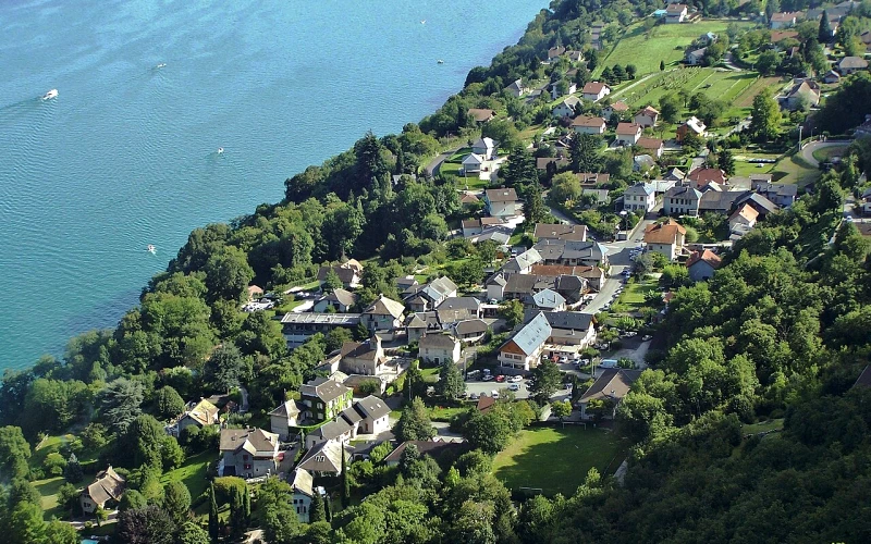 Bourdeau