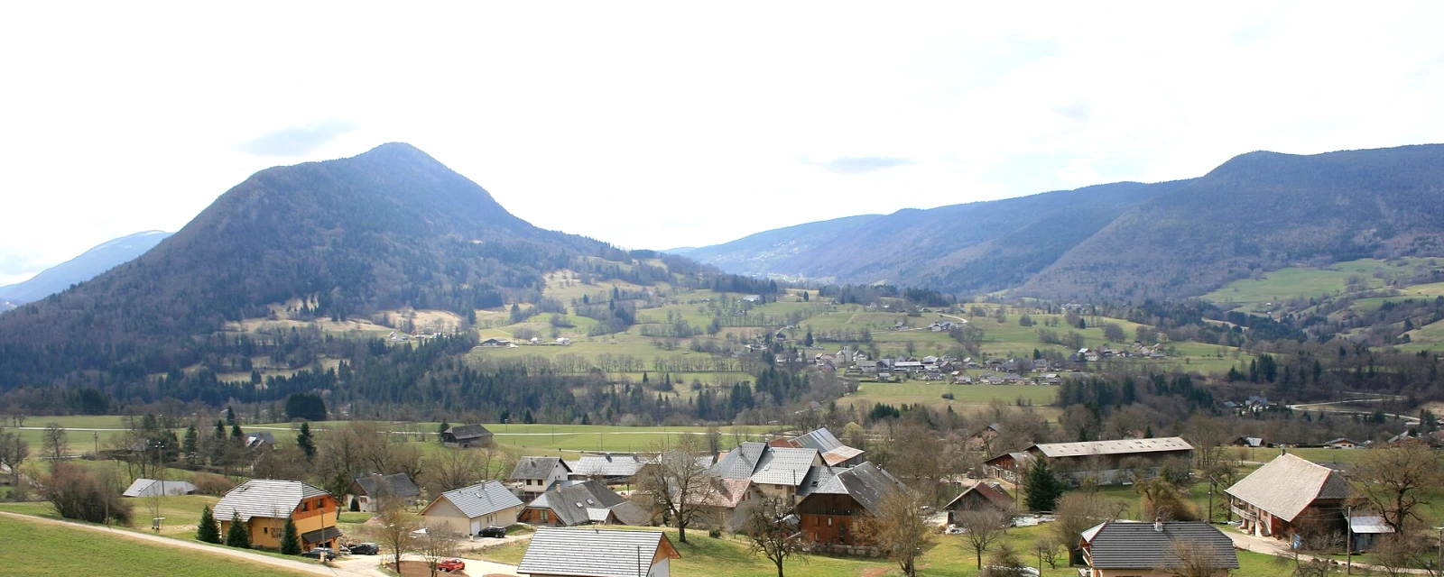 Vue de La Motte-en-Bauges, Savoie