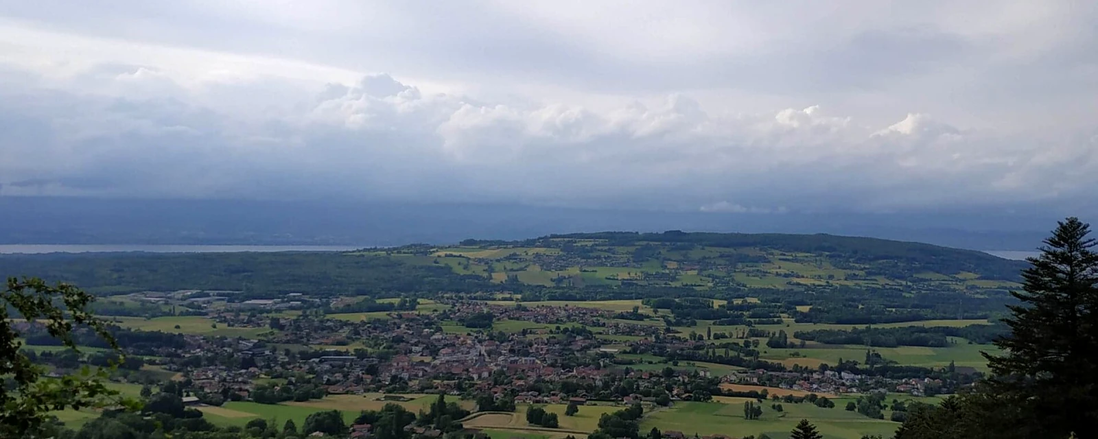 Vue de Bons-en-Chablais, Haute-Savoie