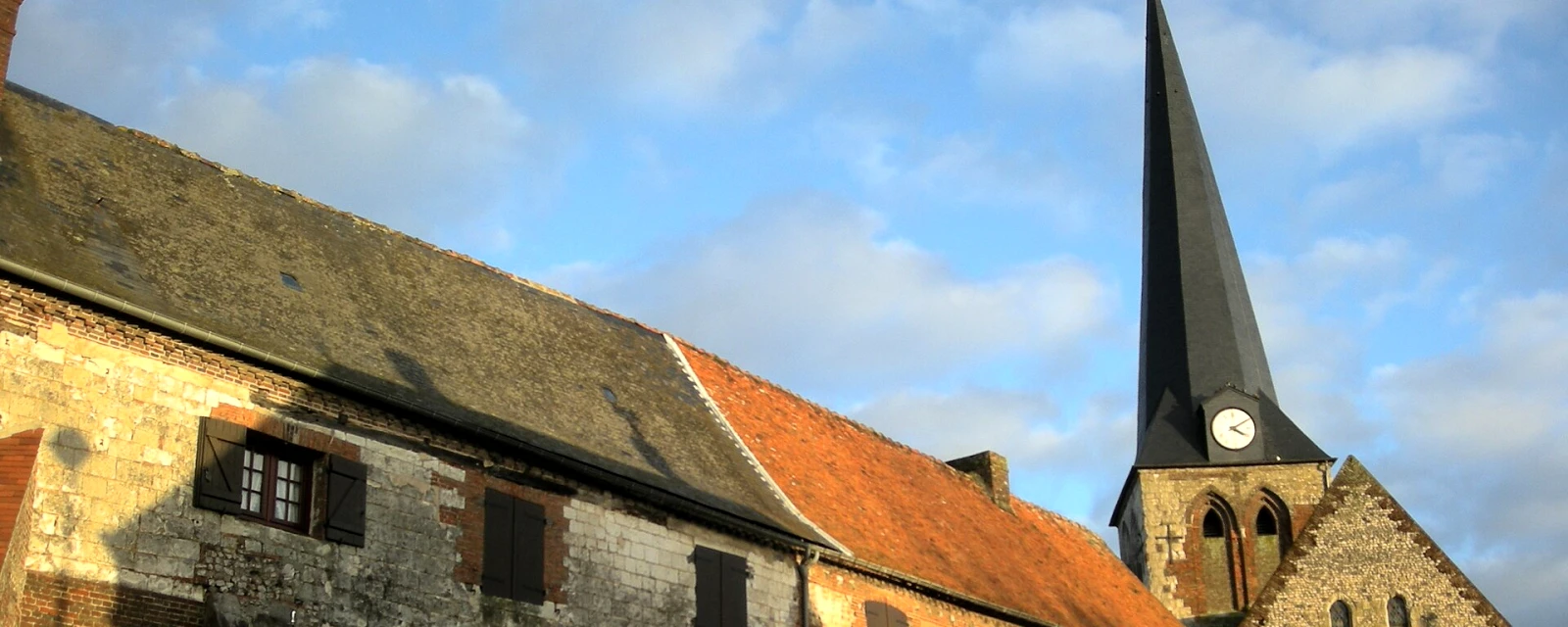 Vue de Saint-Vaast-d'Équiqueville, Seine-Maritime