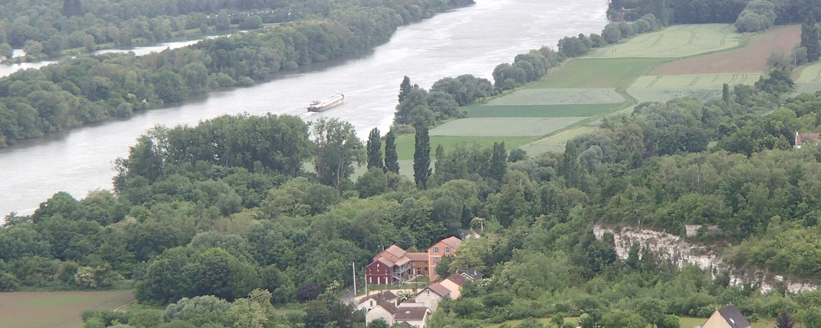 Vue de Follainville-Dennemont, Yvelines