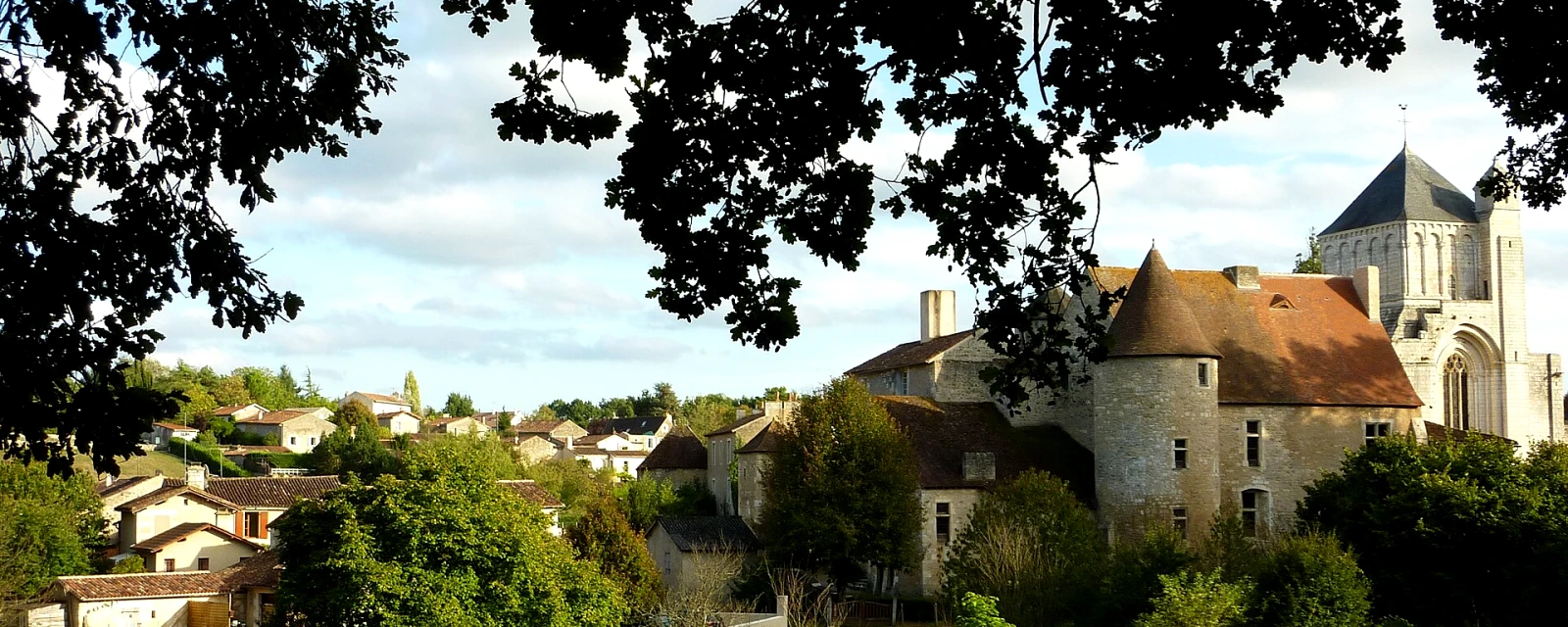 Vue de Nouaillé-Maupertuis, Vienne