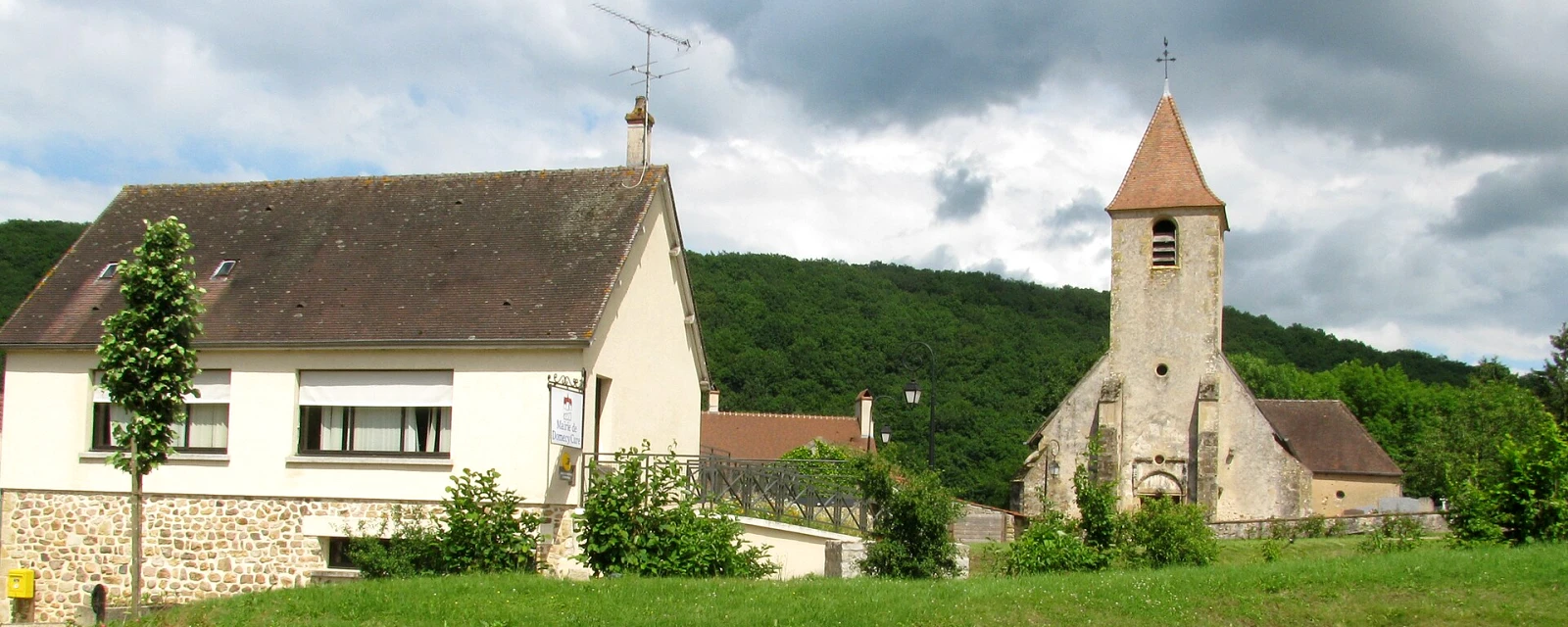 Vue de Domecy-sur-Cure, Yonne