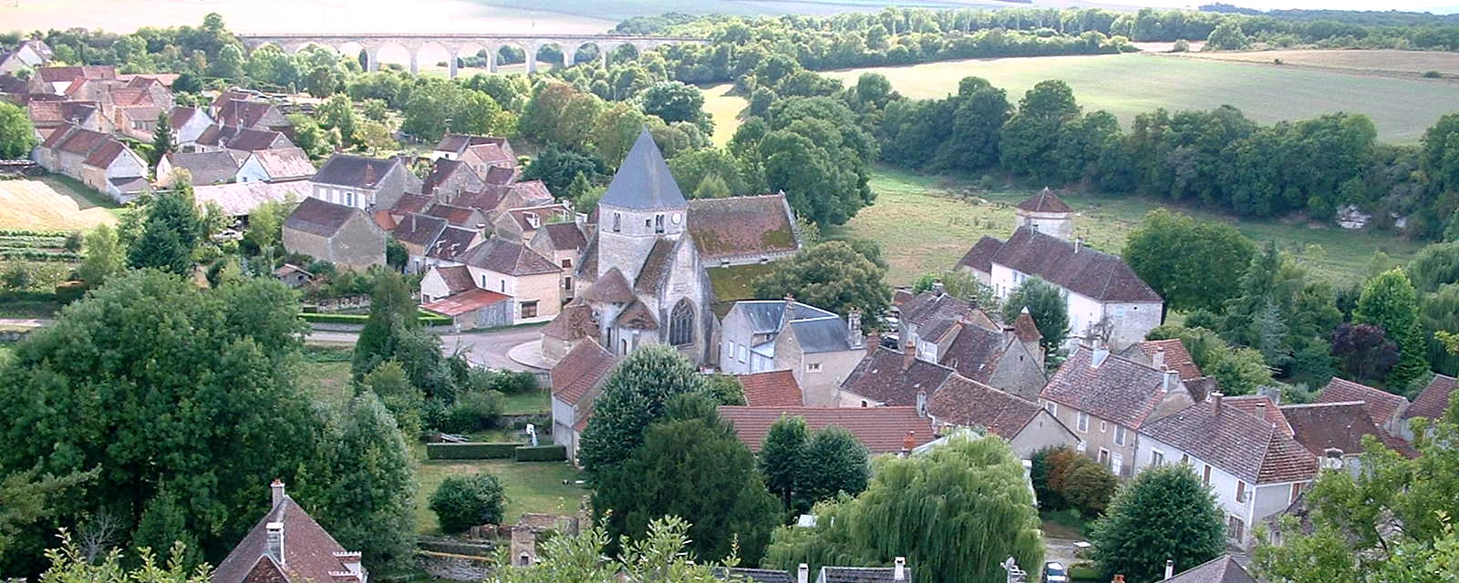 Vue de Druyes-les-Belles-Fontaines, Yonne