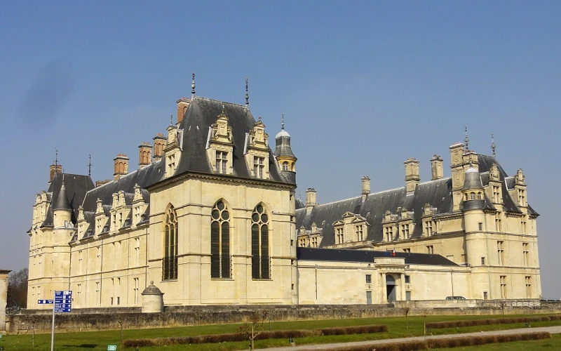 Écouen